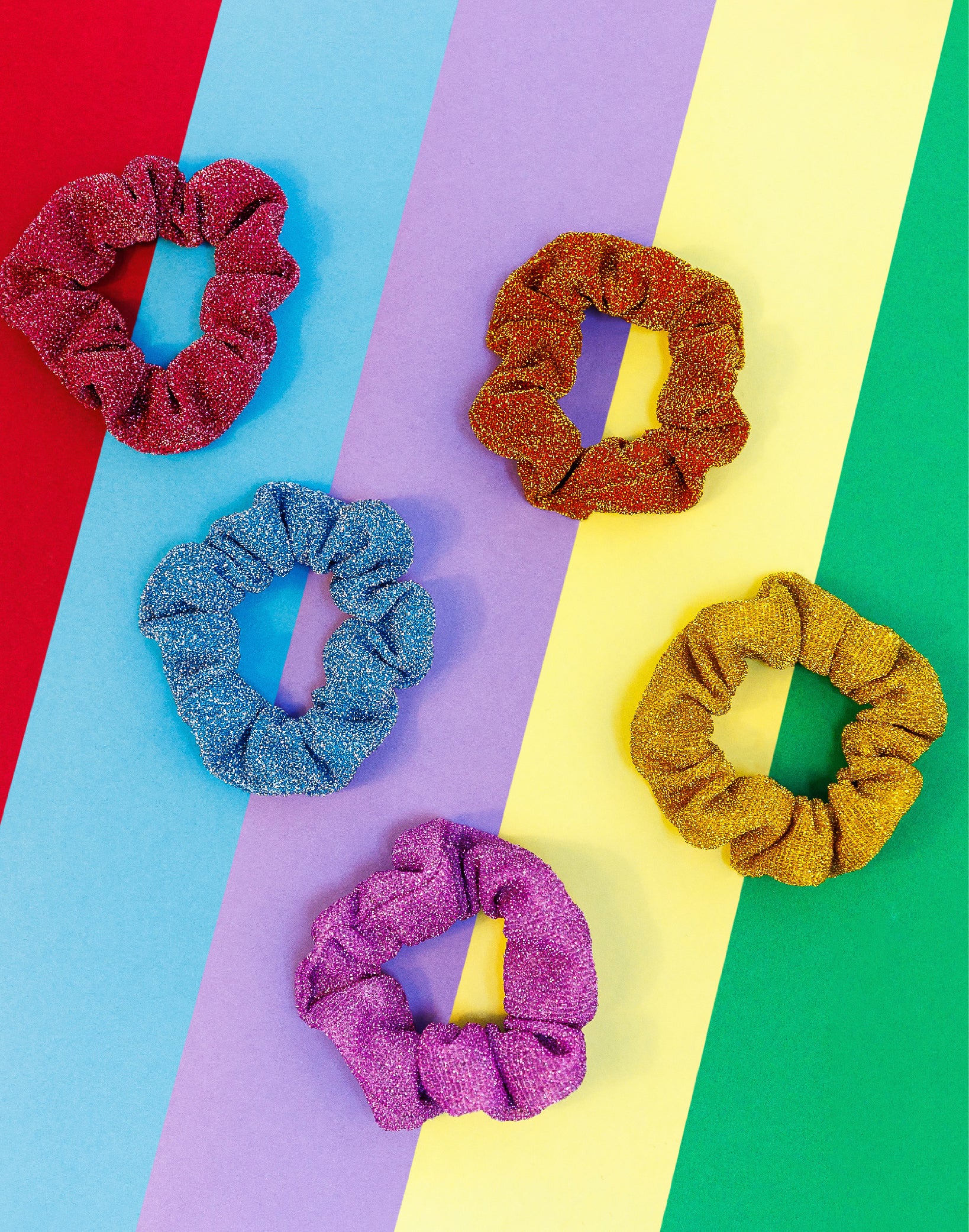 Accesorios del arcoiris para usar en el mes del orgullo