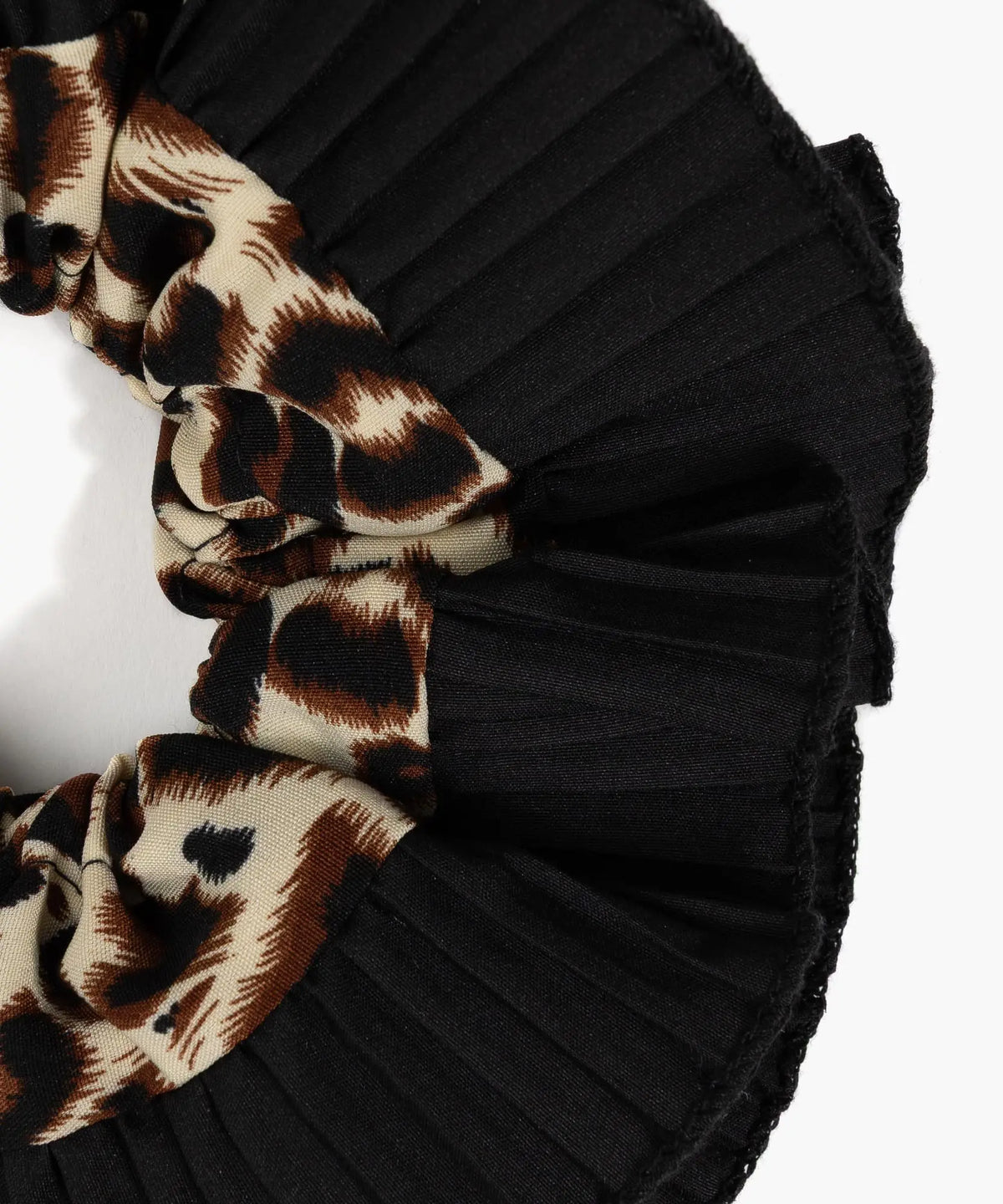 Collet Vuelos Plisados