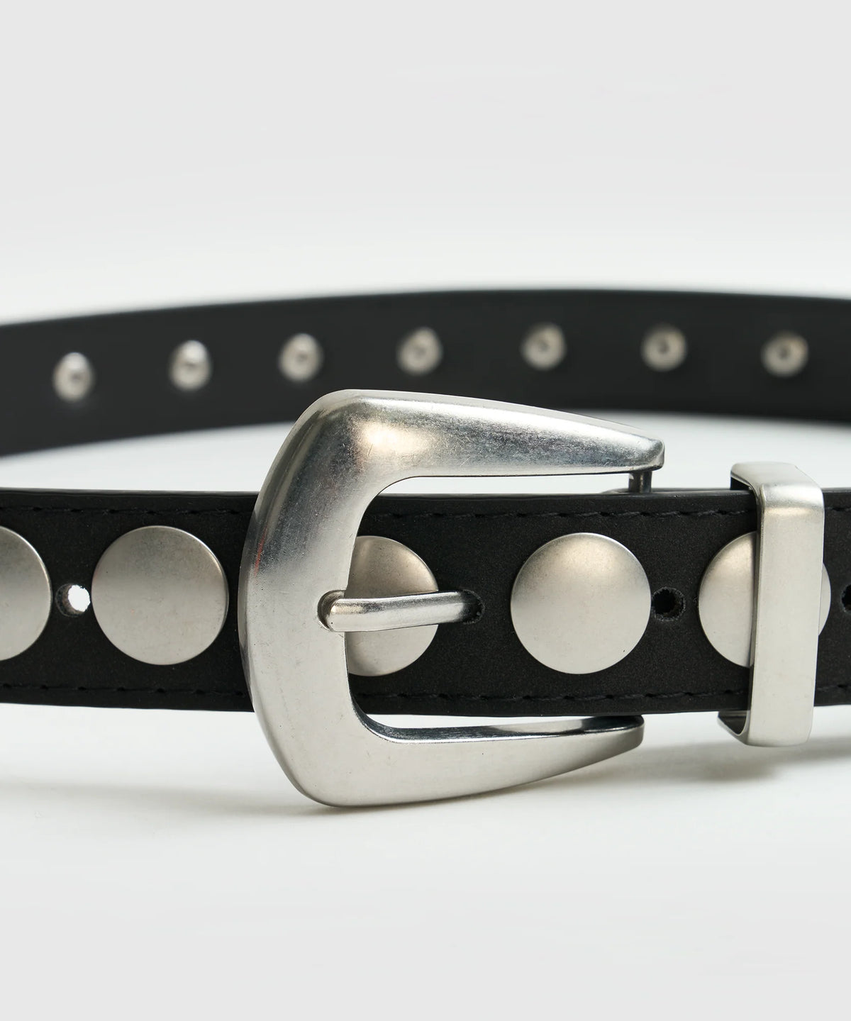 Cinturón Tachas Street