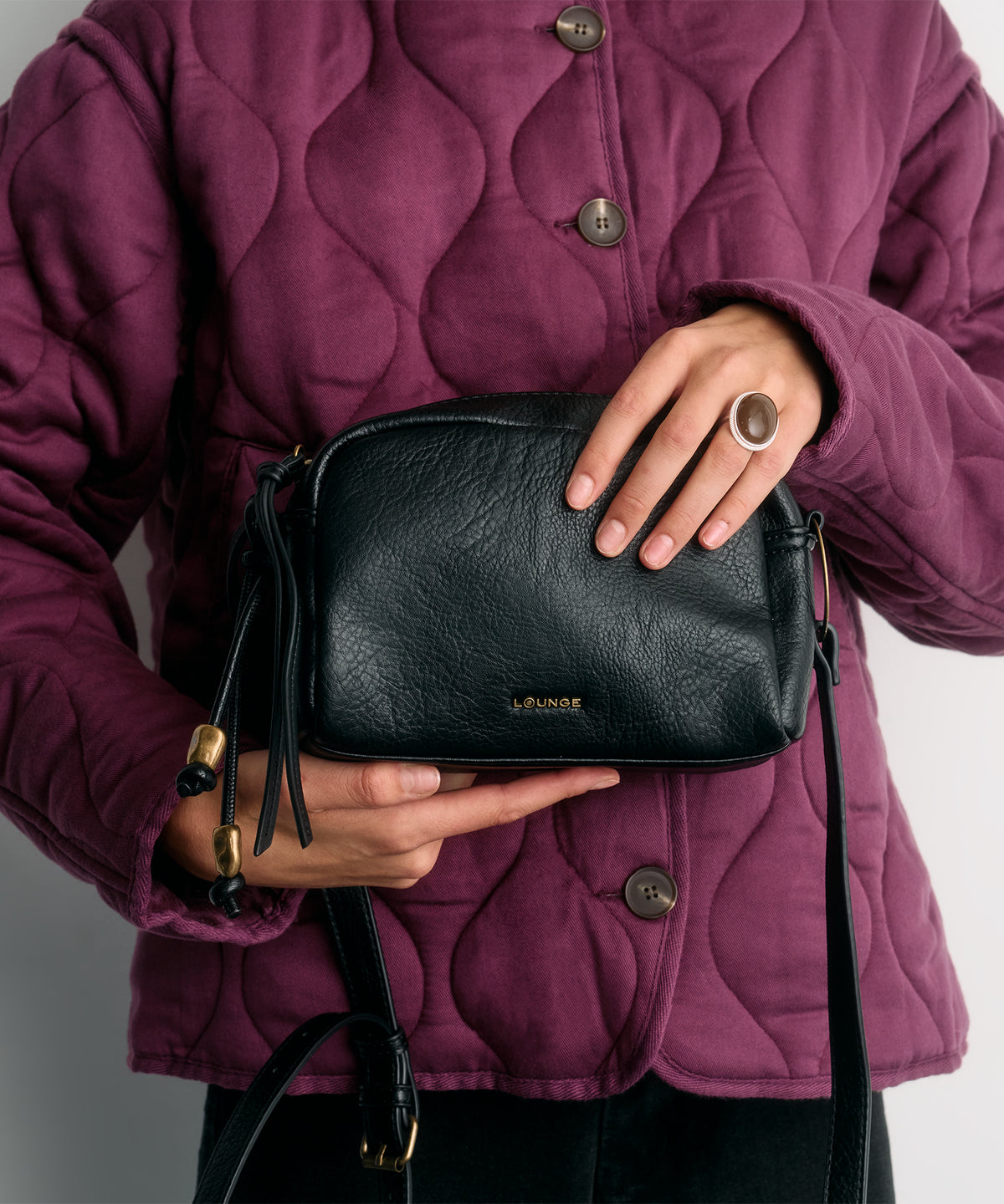 Cartera Bandolera Charm Pelotas Doradas Woman