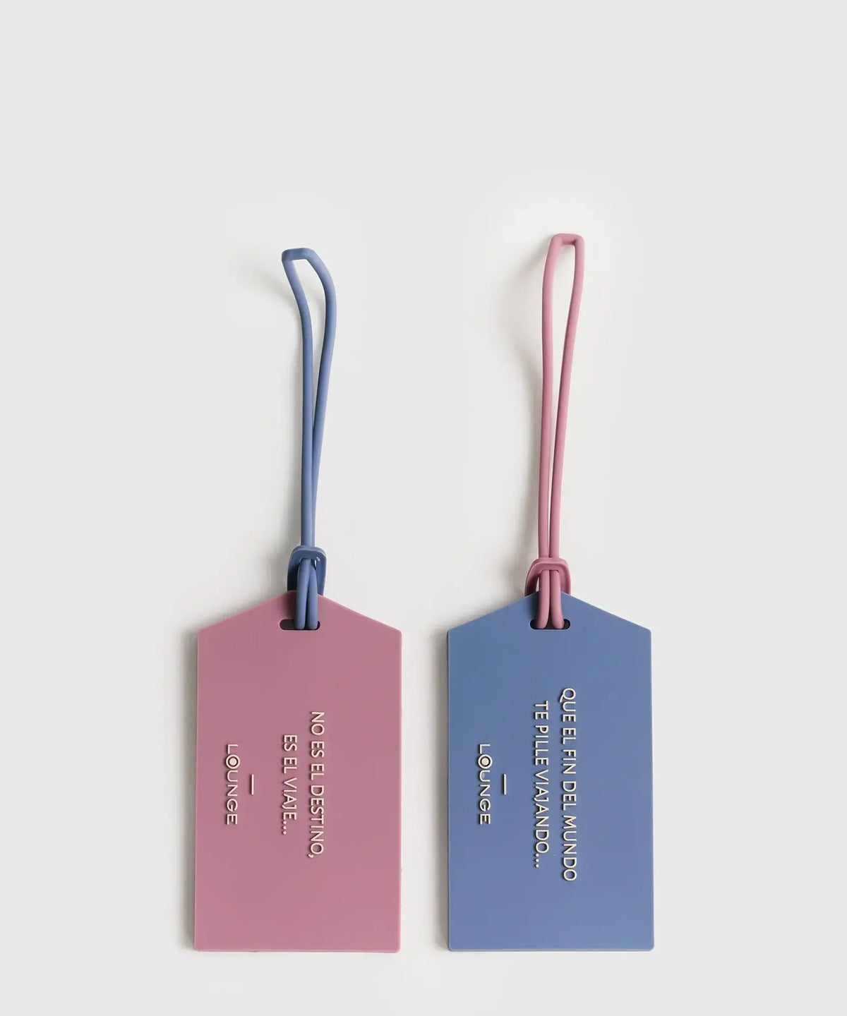 Set Etiquetas Para Maleta Travel Tag de Lounge, dos etiquetas de identificación para maletas.