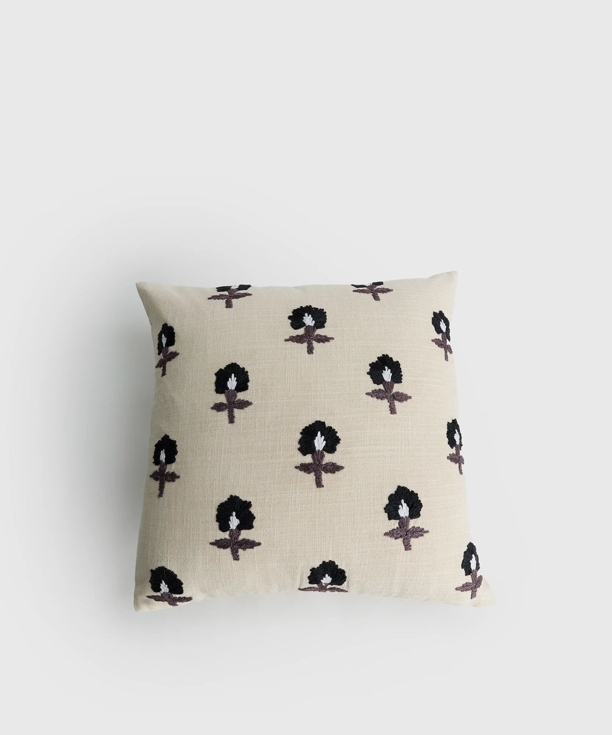 Cojín Flores Bordadas