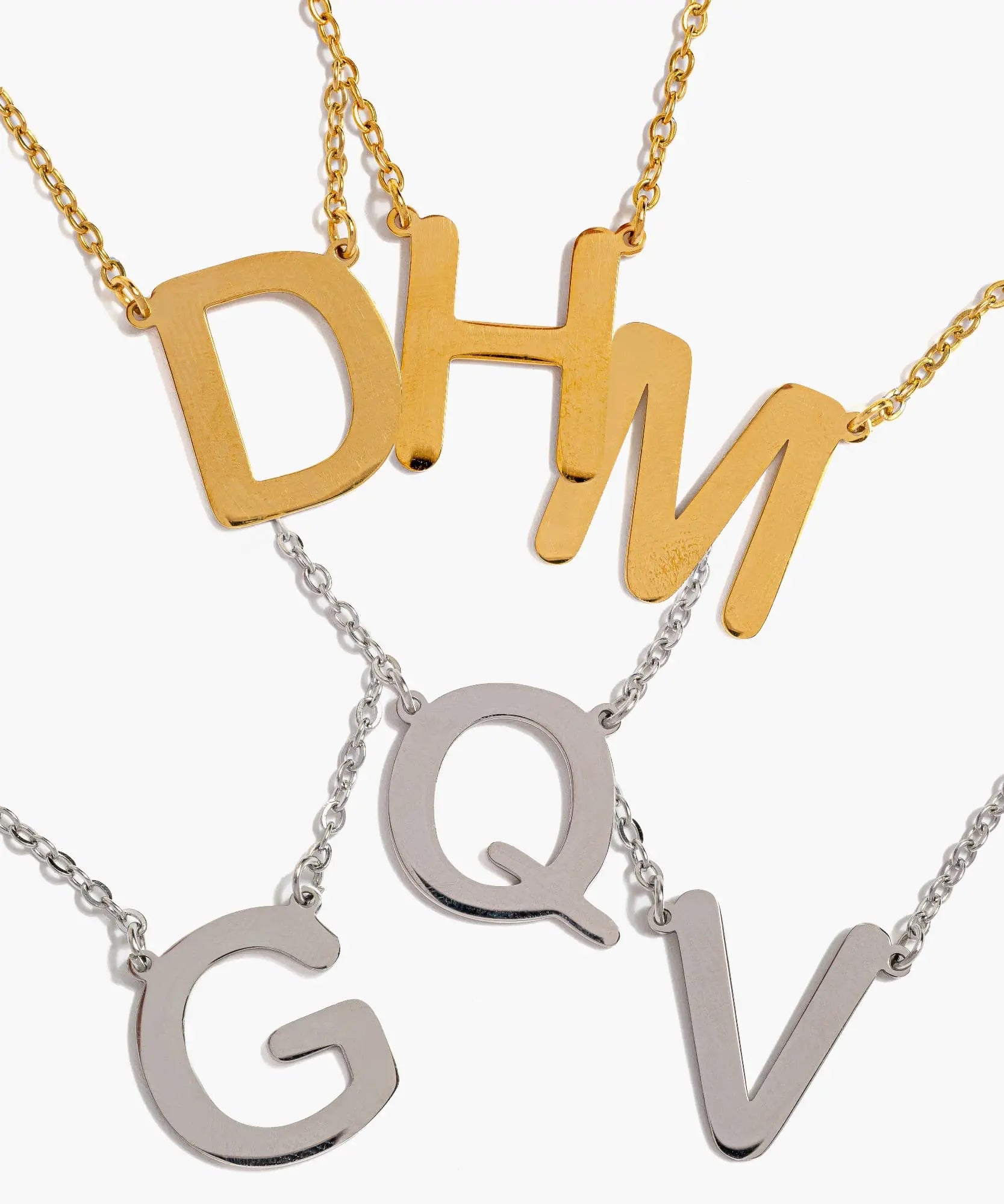 Collar Letra
