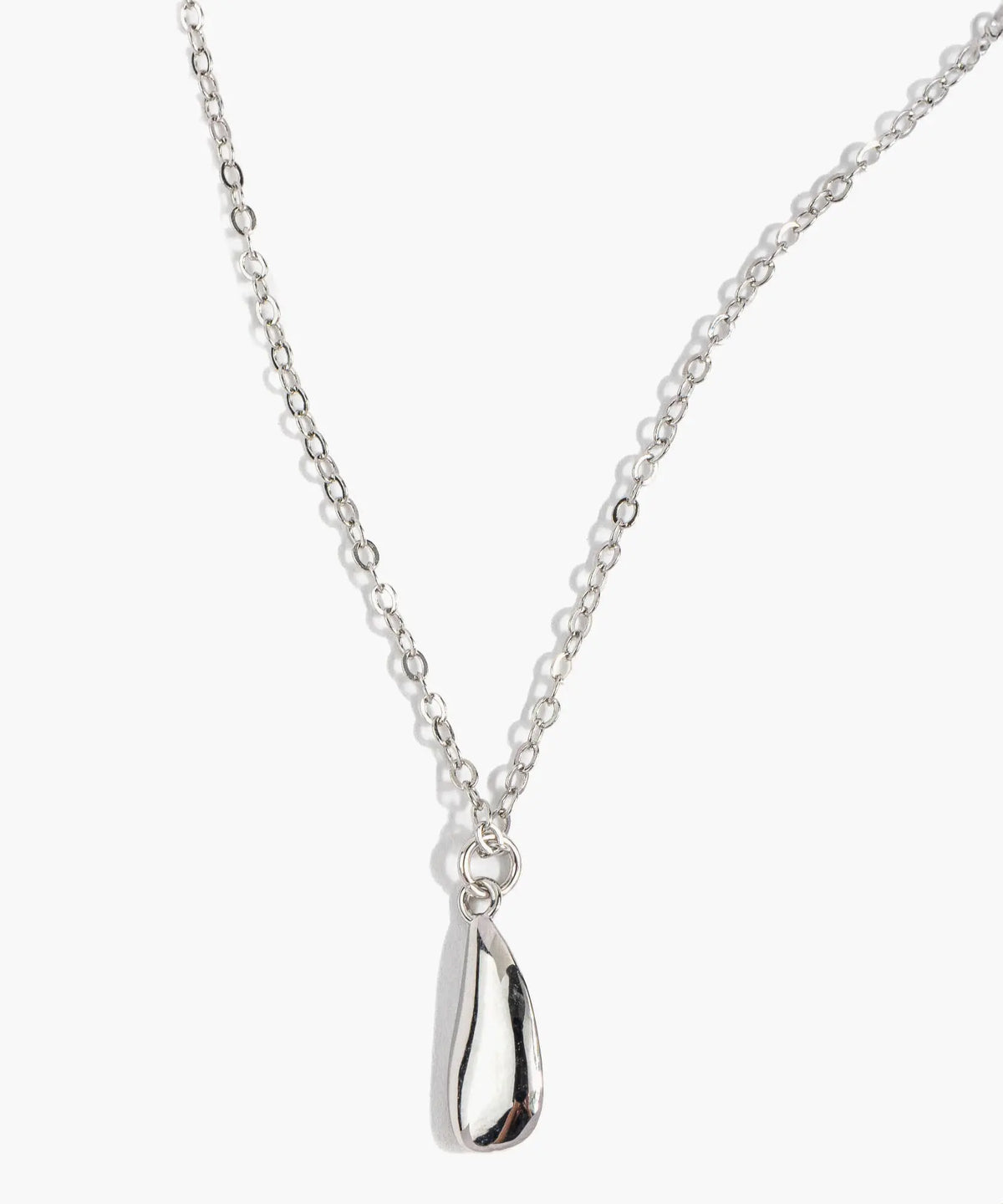 collar-gota-alargada