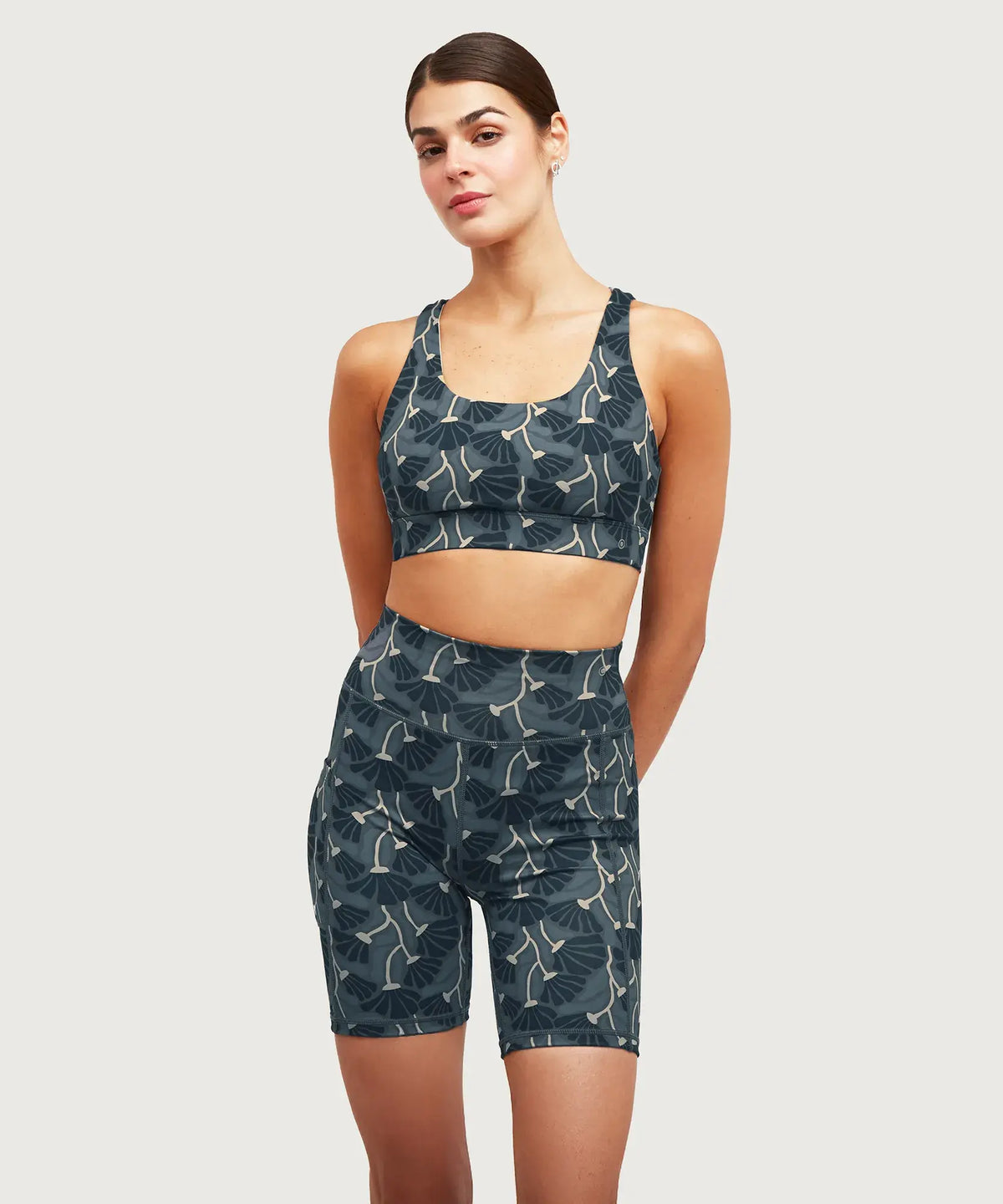 Short Deportivo Biker Flores