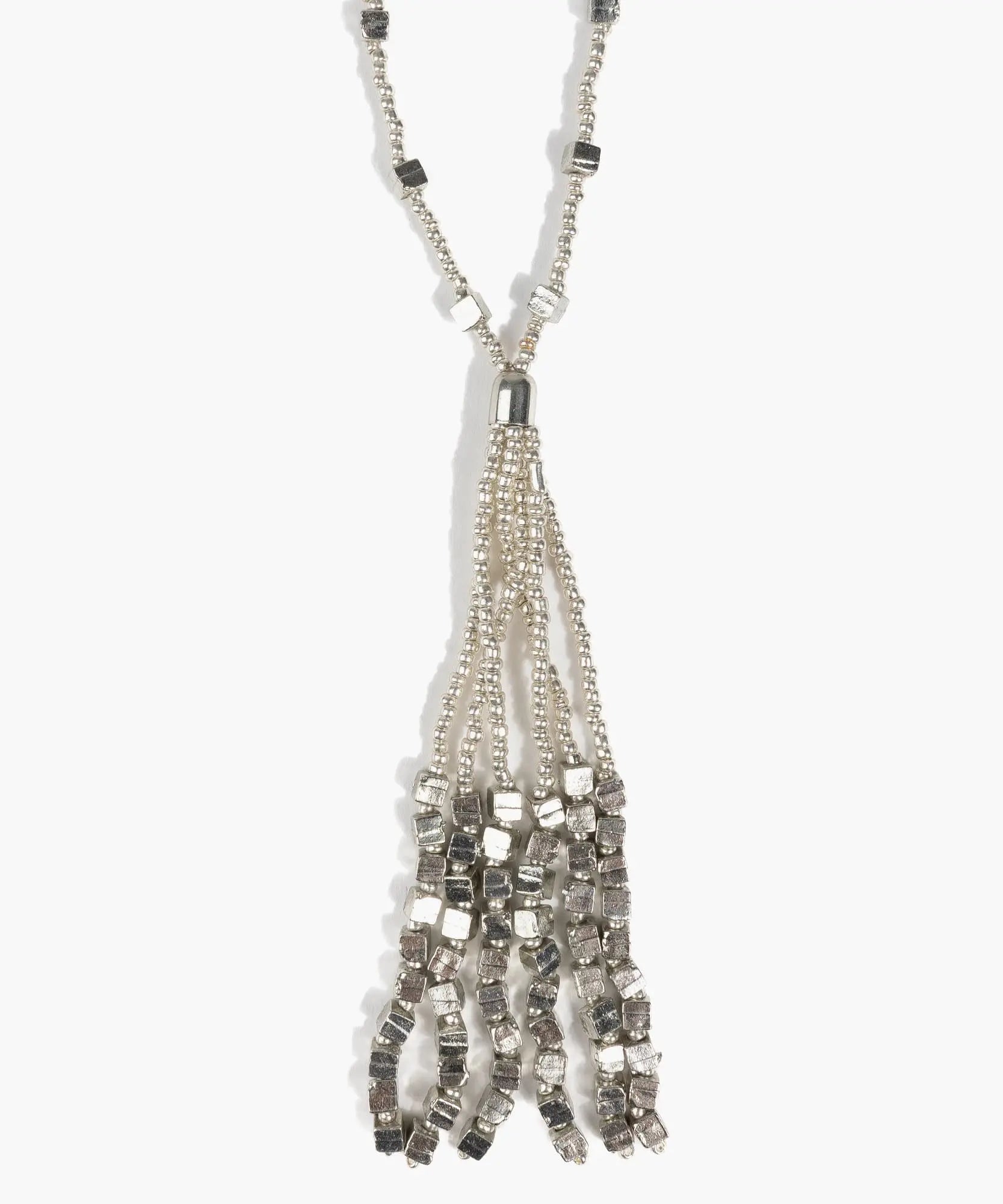 Collar Tassel