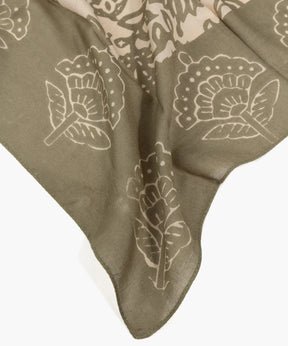 Pañuelo Flores