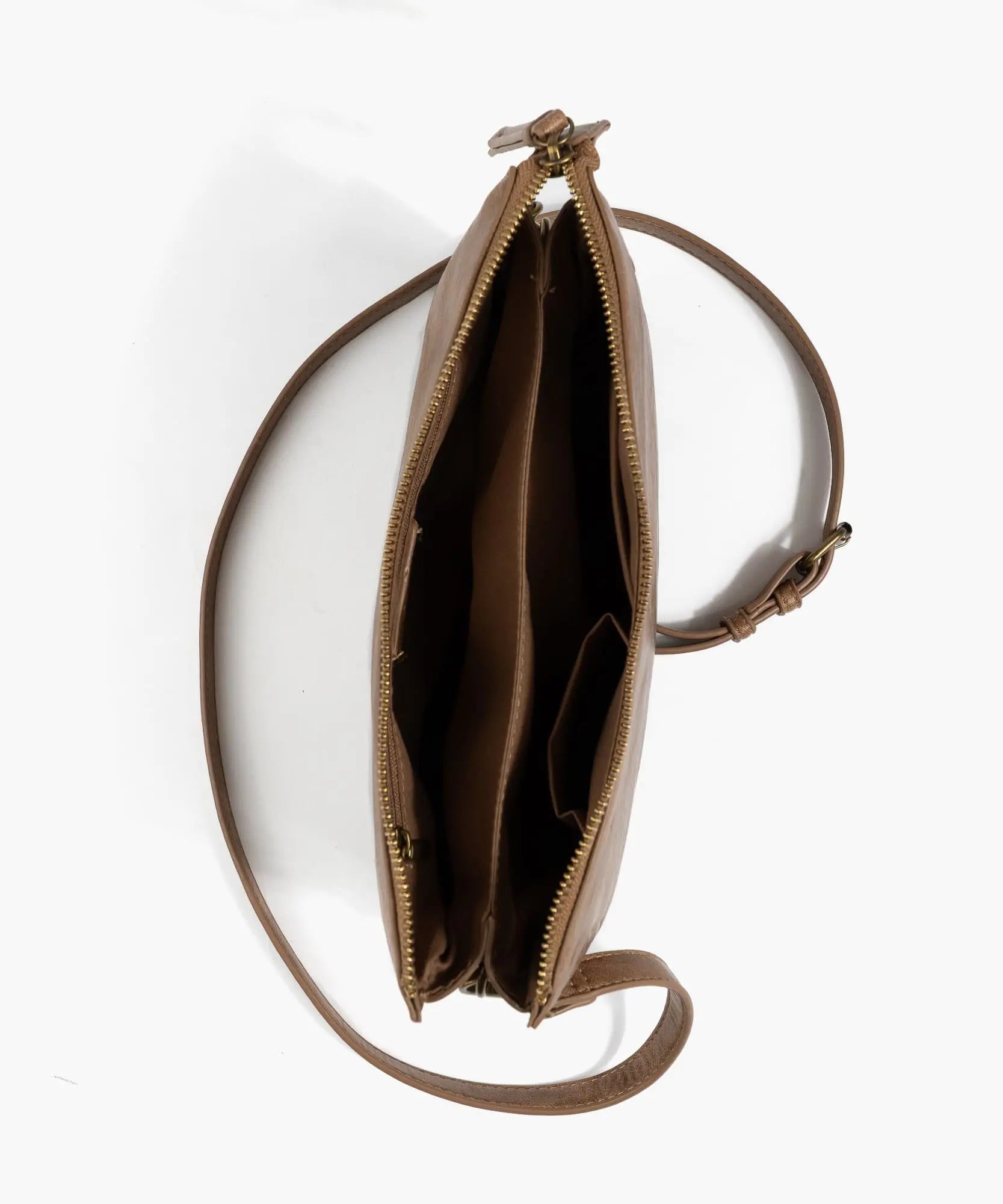Cartera Bandolera Con Tachas