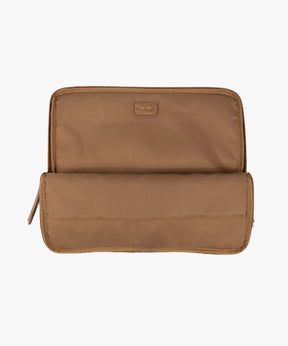 Funda Notebook Con Tachas