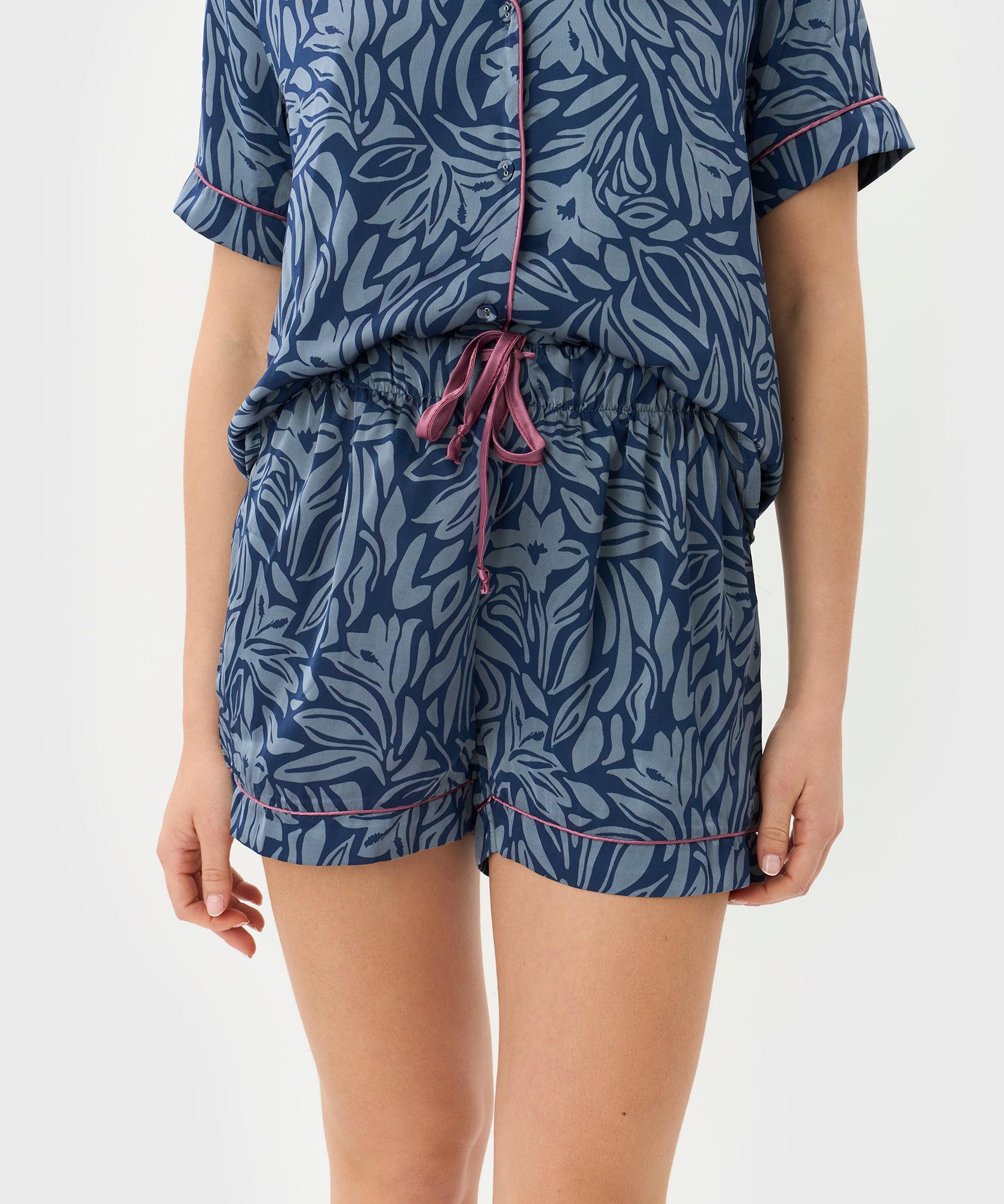 Pijama Camisero Hojas Satinado