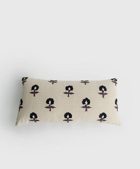 Cojín Flores Bordadas