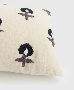 Cojín Flores Bordadas