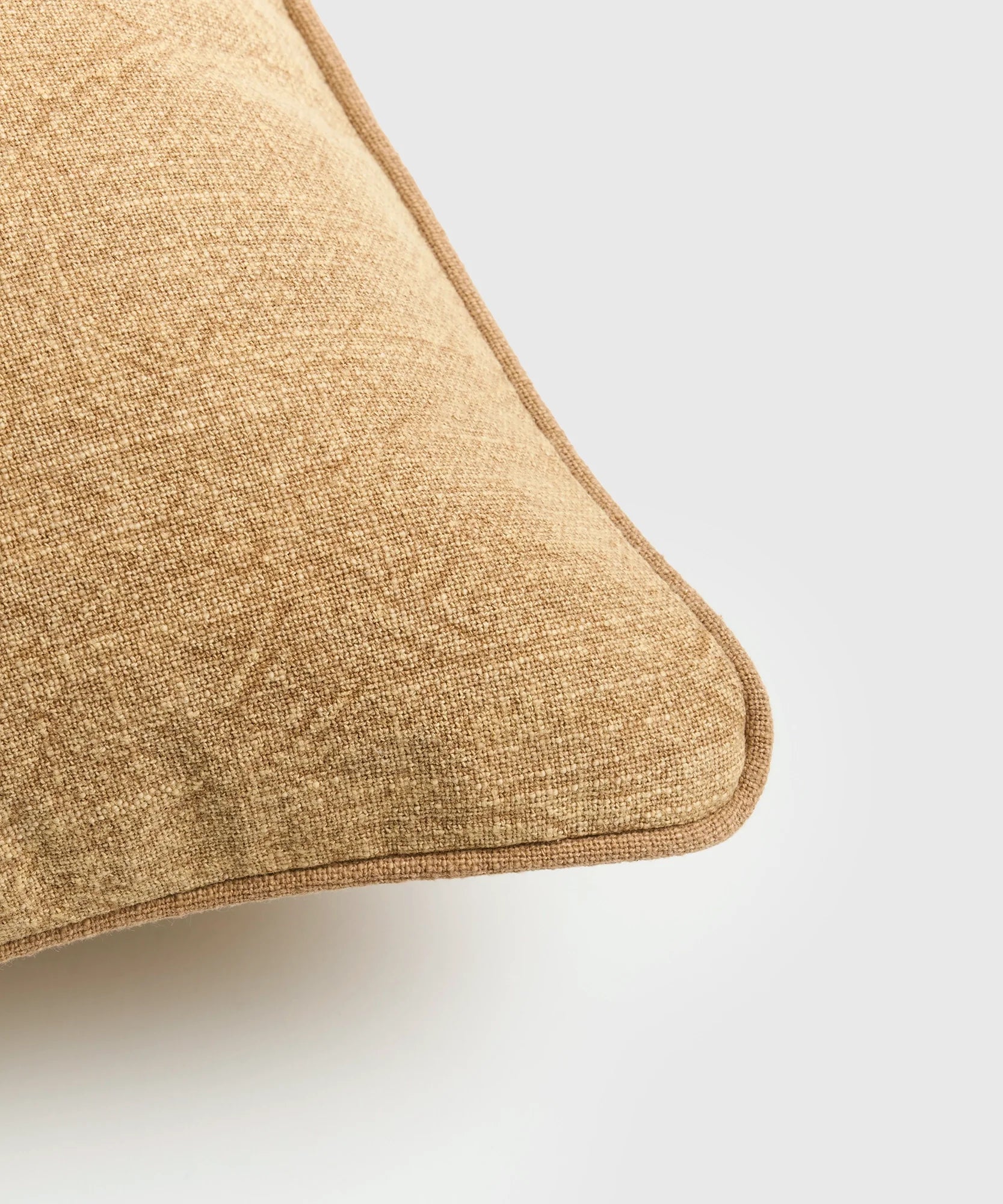 Cojín Funda Lavable Piping Woman