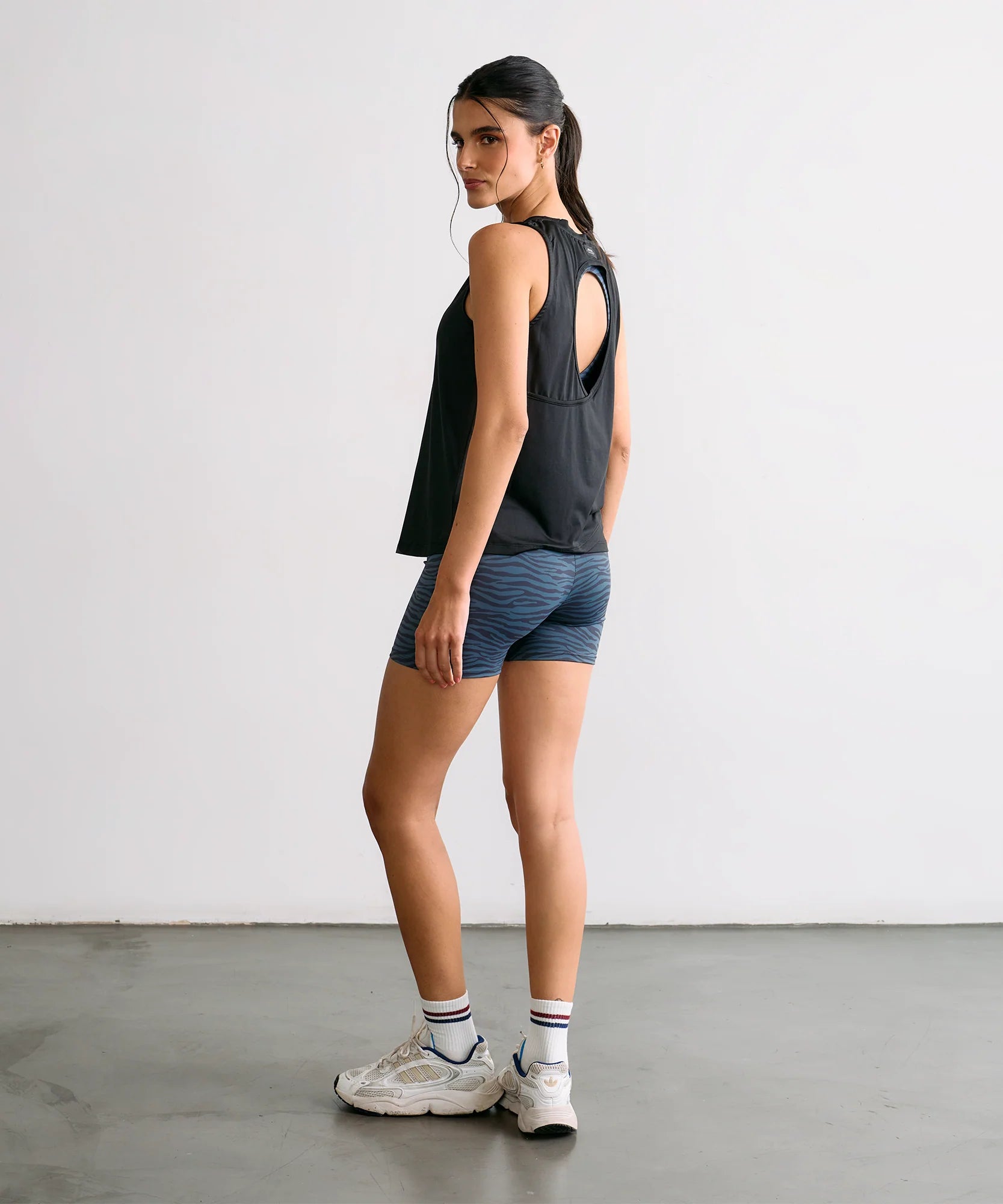 Polera Deportiva Sin Mangas Relax Fit Active