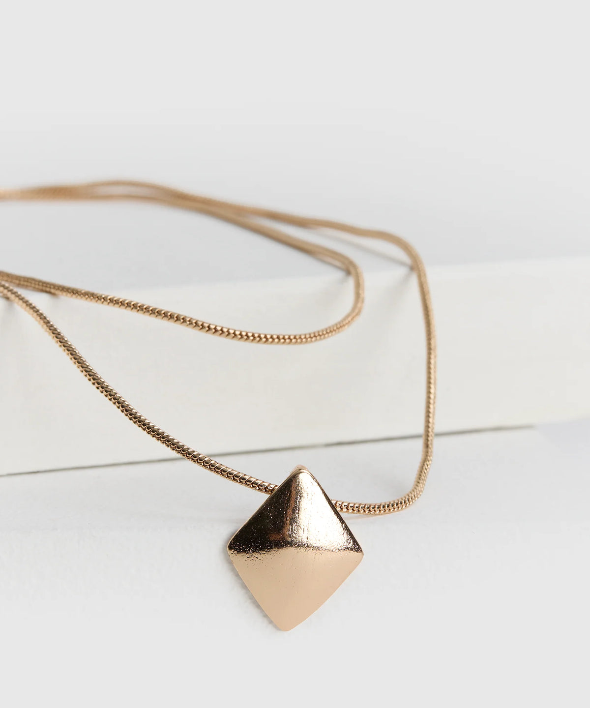 Collar Choker Rombo