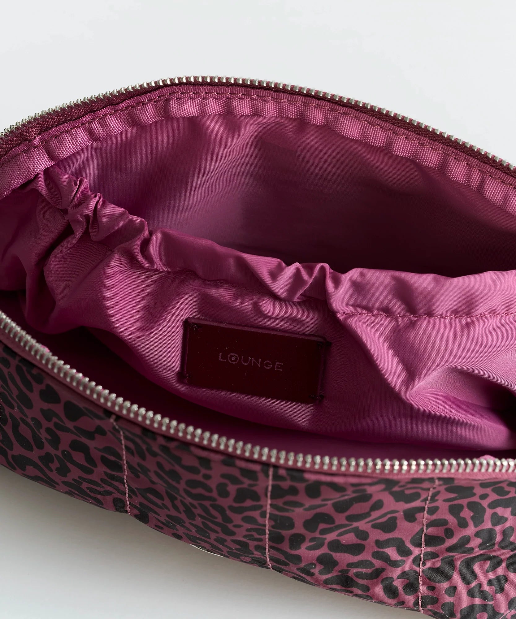 Estuche Medialuna Nylon Animal Print Street