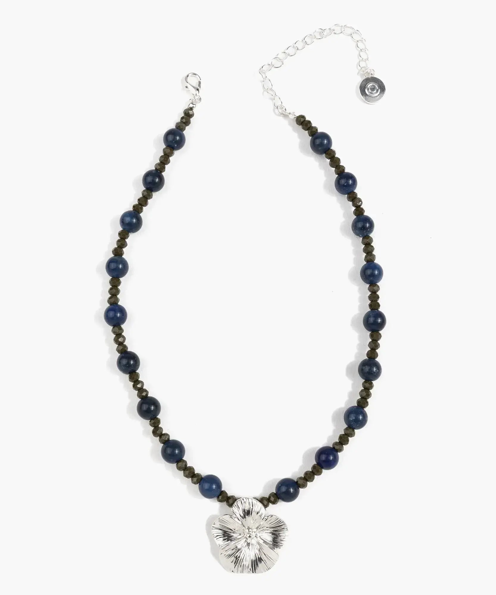 Collar Mostacillas Y Flor