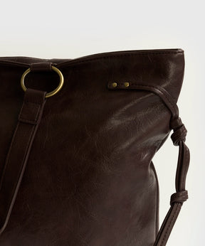 Cartera Tote Argolla Handle Tiritas