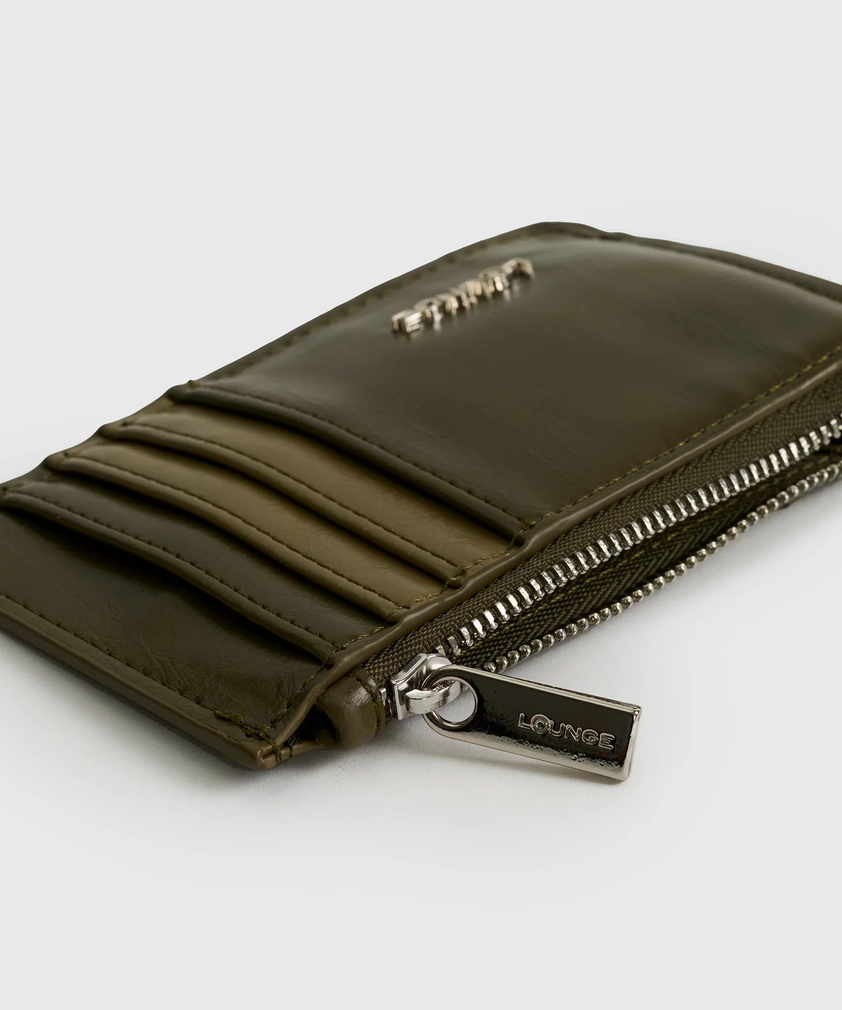 Tarjetero Charol Cierre