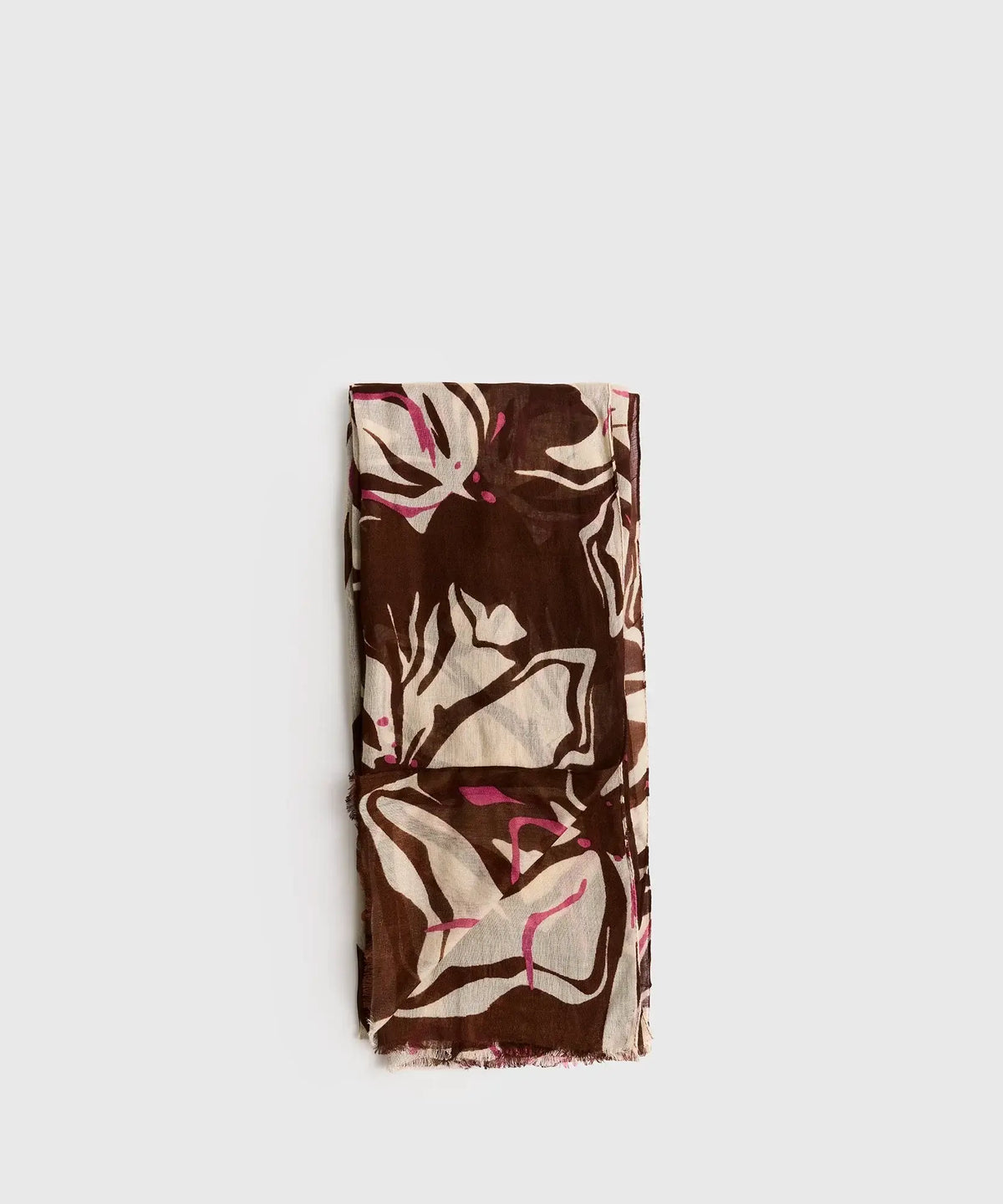 Estola Flores Woman