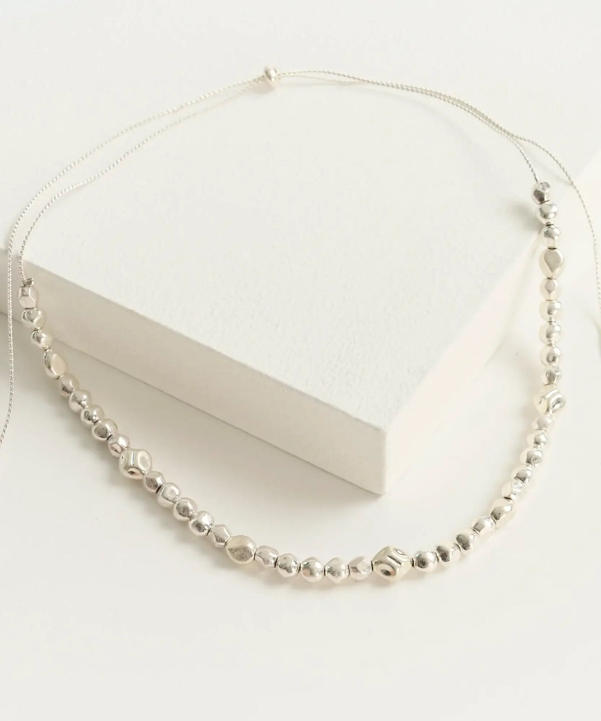 Collar Cordón Bolitas Machacadas Boho