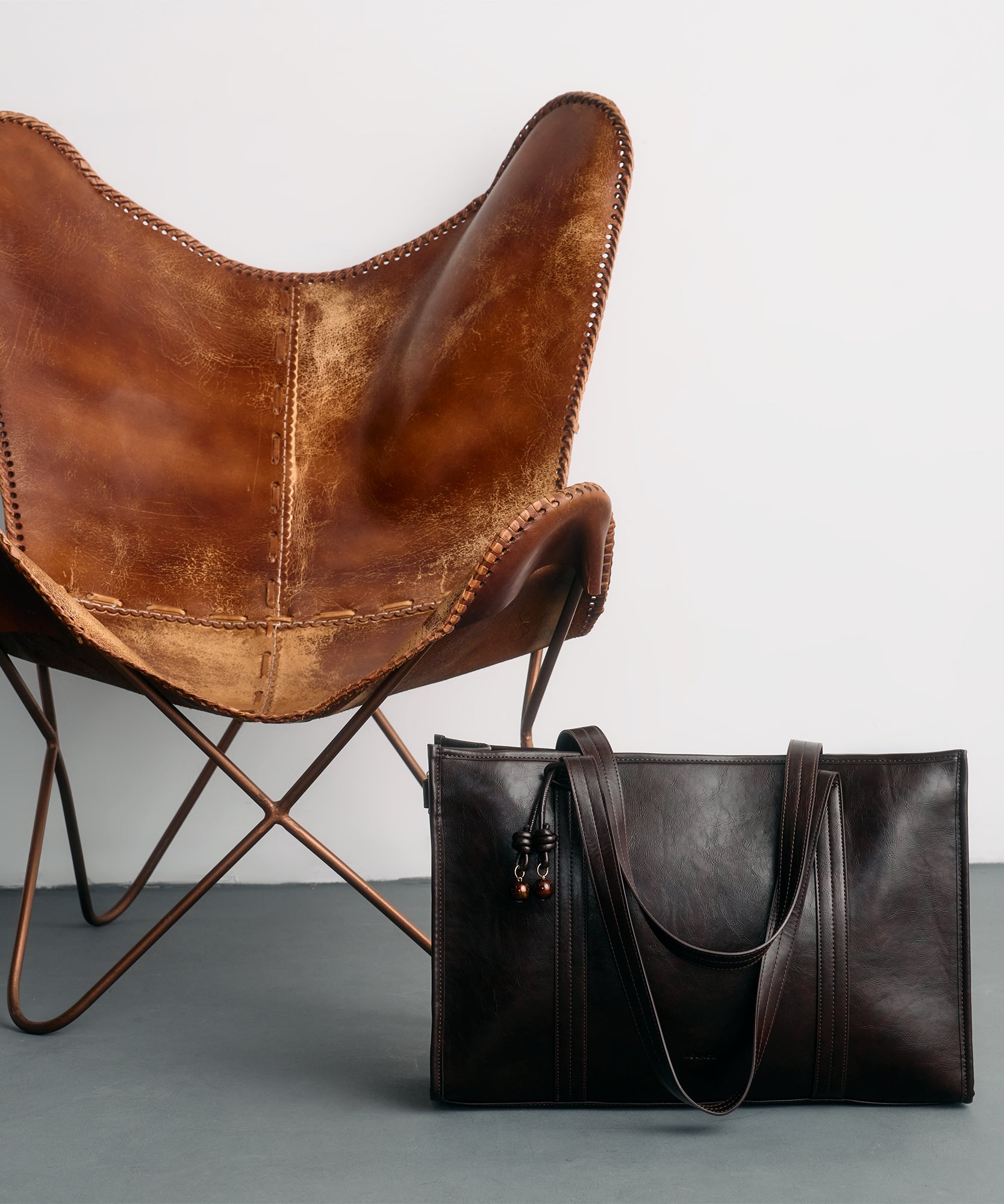 Cartera De Hombro Acharolada