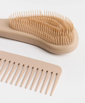 Set Cepillo Y Peineta Unicolor Self Care