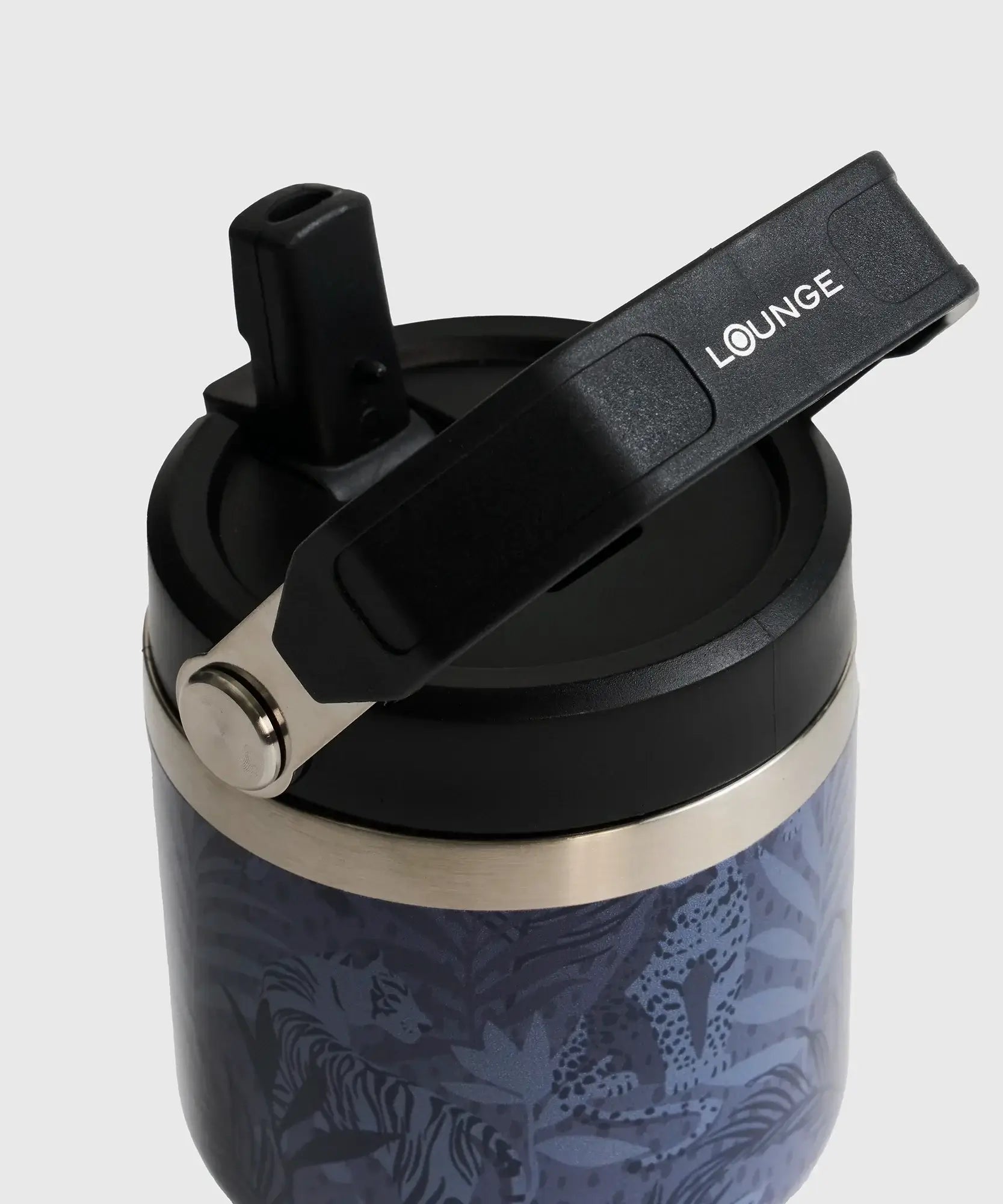 Botella Térmica Estampado con diseño estampado y tapa, marca Lounge, ideal para bebidas frías y calientes.