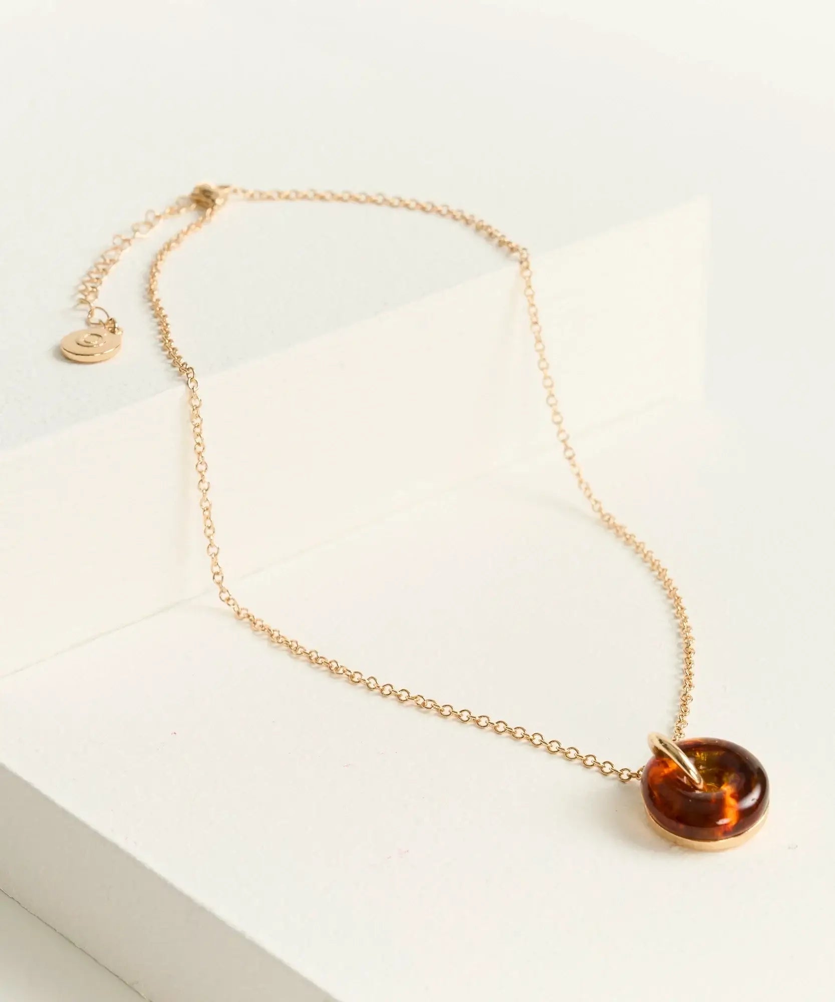 Collar Pelota Resina Colgante Woman