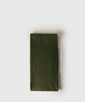 Piecera Gauze de algodón unicolor en color verde de la marca Lounge, tamaño 100 x 240 cm.