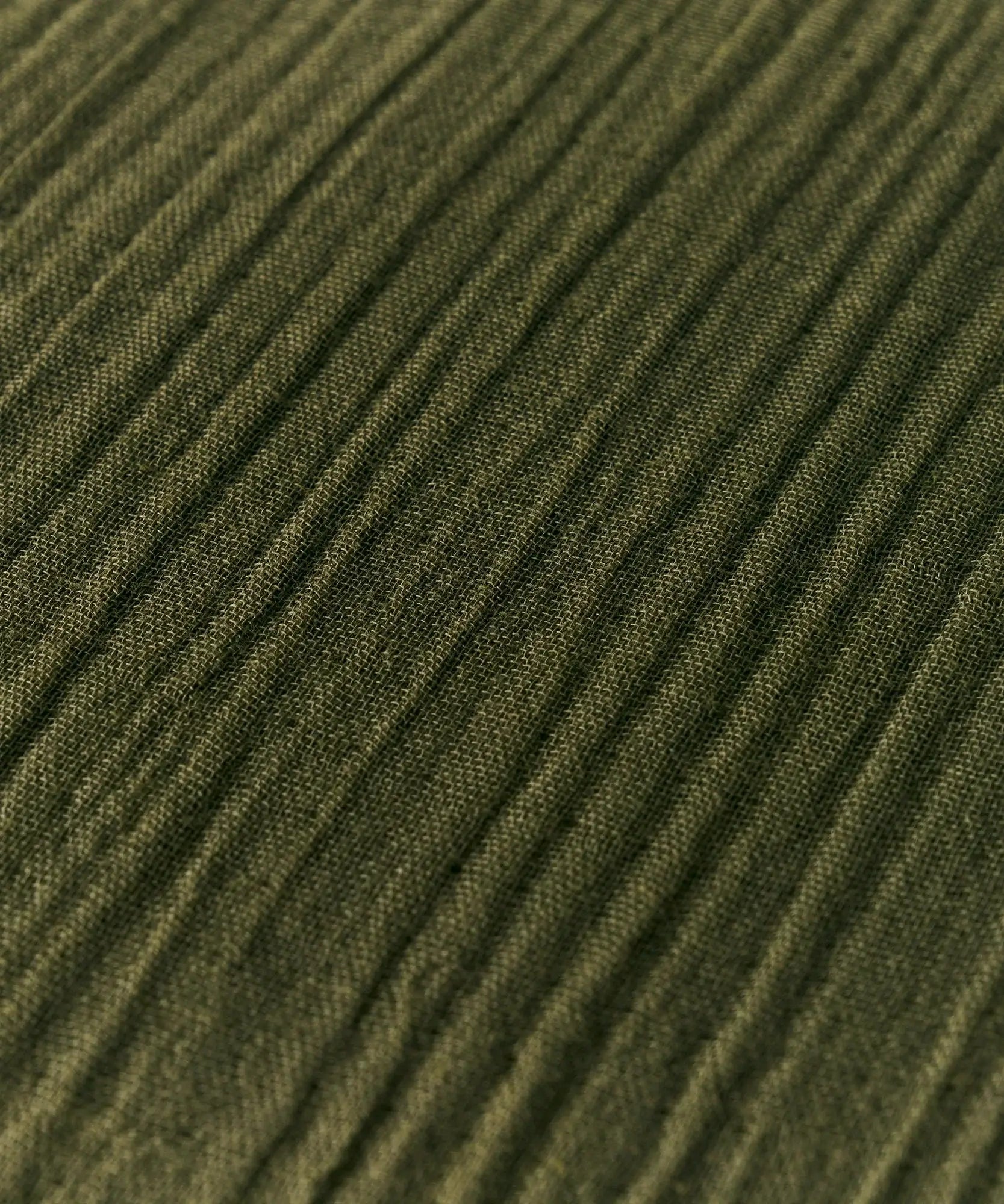 Textura de piecera gauze de algodón unicolor en verde, marca Lounge, tamaño 100 x 240 cm.