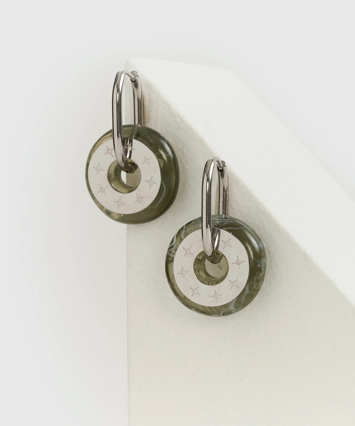 Aros Charm Resina Circulo Acero Inoxidable Woman