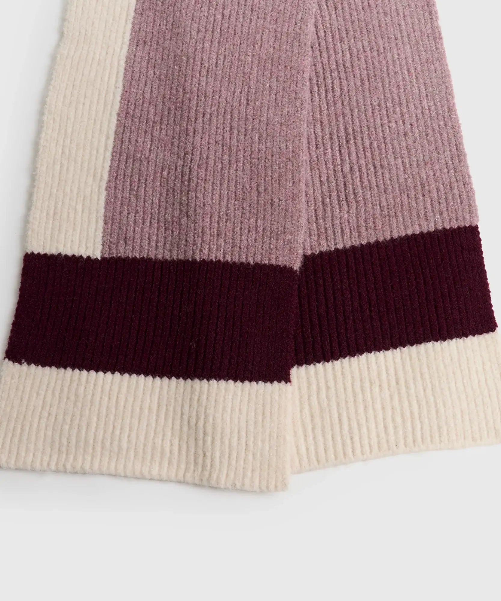 Set Gorro Y Bufanda Diseño De Líneas