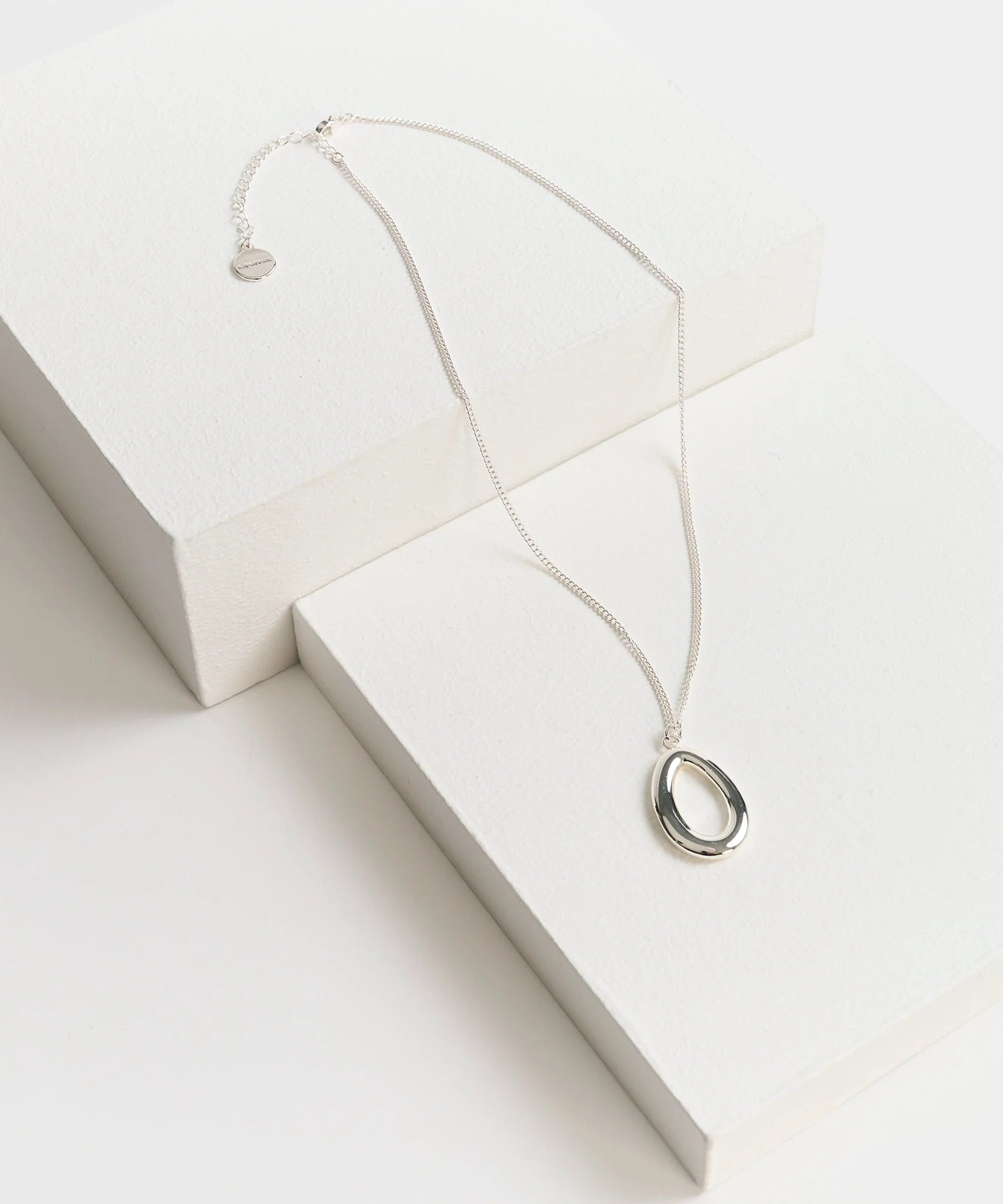 Collar Colgante Ovalado