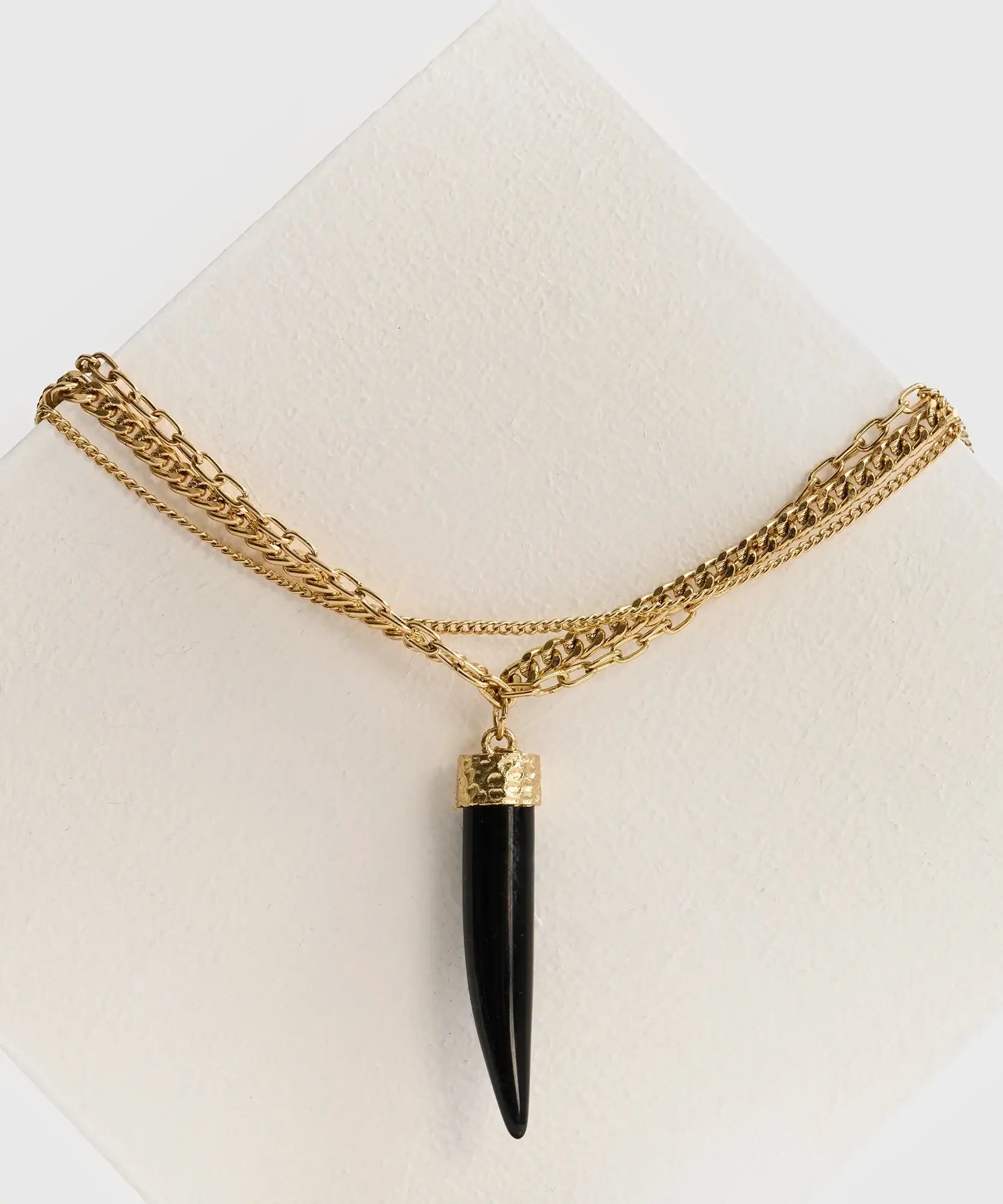 Collar Charm Cuerno