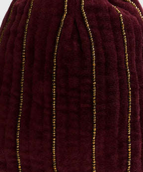 Mini Cartera Velvet Fiesta de Lounge, con detalles en mostacillas y textura de velvet en color burdeos.