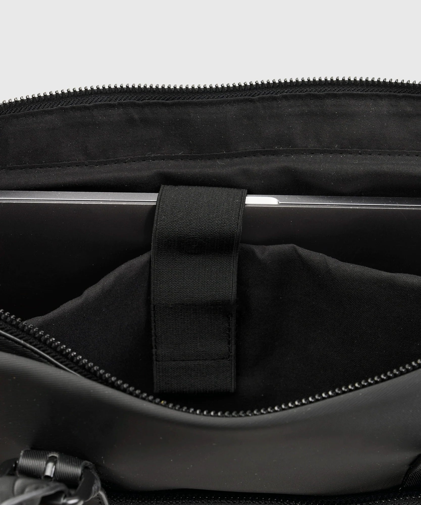 Bolso Notebook Hebillas Urban
