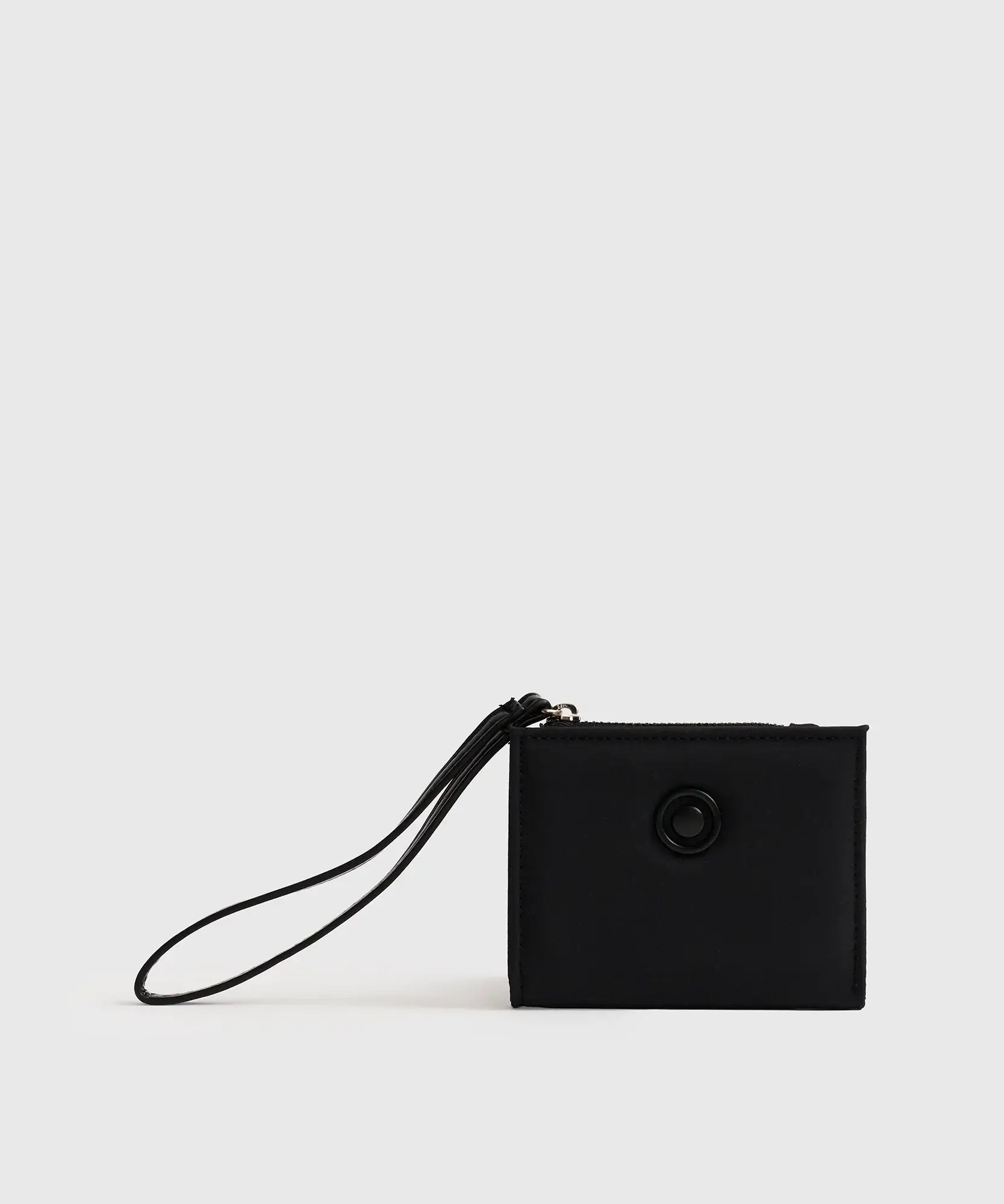 Billetera Pequeña Street de Lounge, pequeña billetera de nylon negra con lanyard y compartimientos para tarjetas y monedas.
