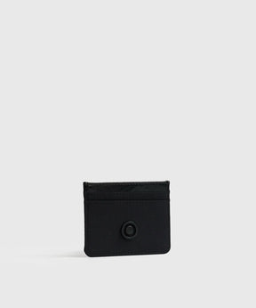 Tarjetero Básico de la marca Lounge, de nylon negro con borde superior efecto cuero y compartimientos para tarjetas.