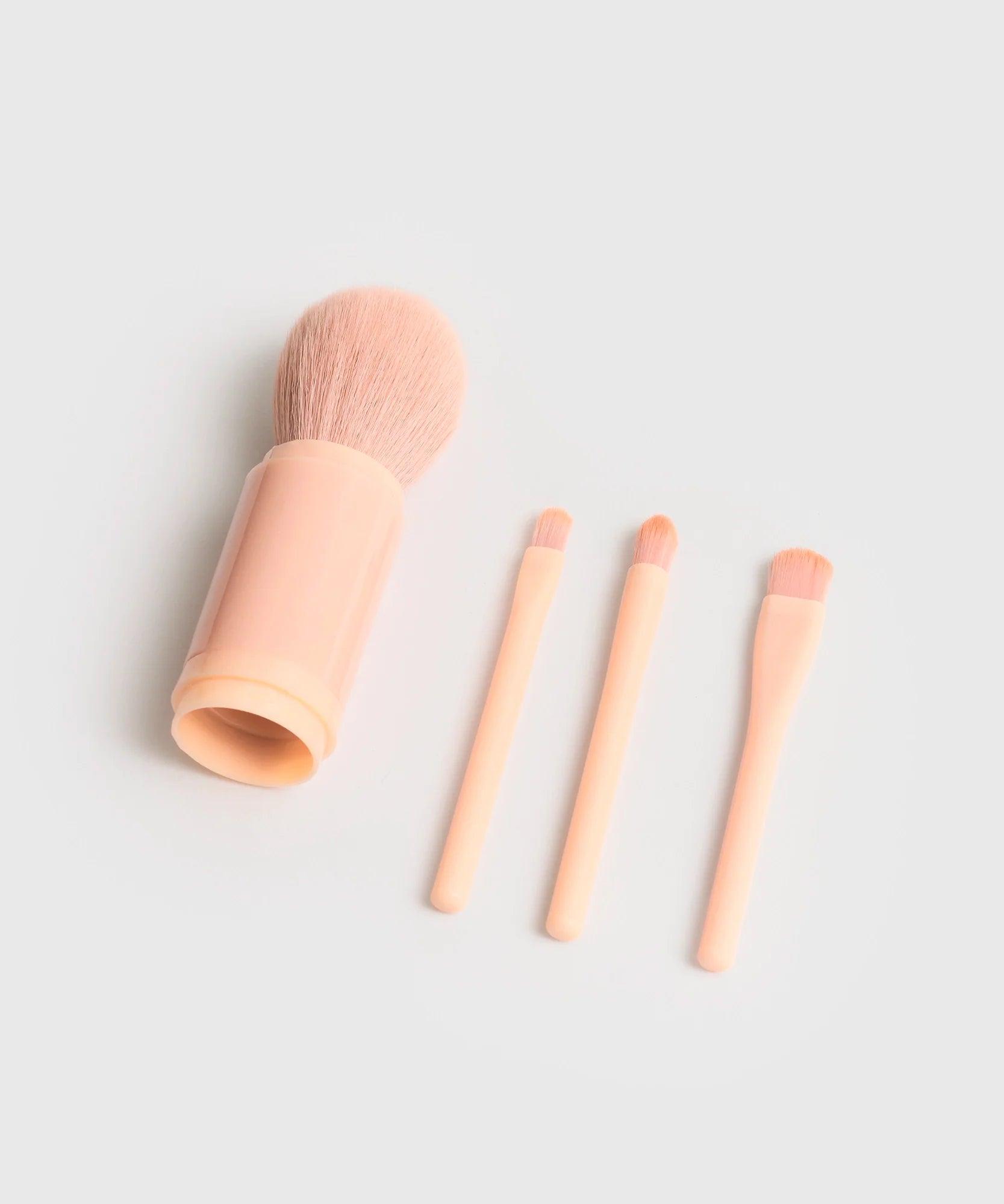Set De Brochas Travel