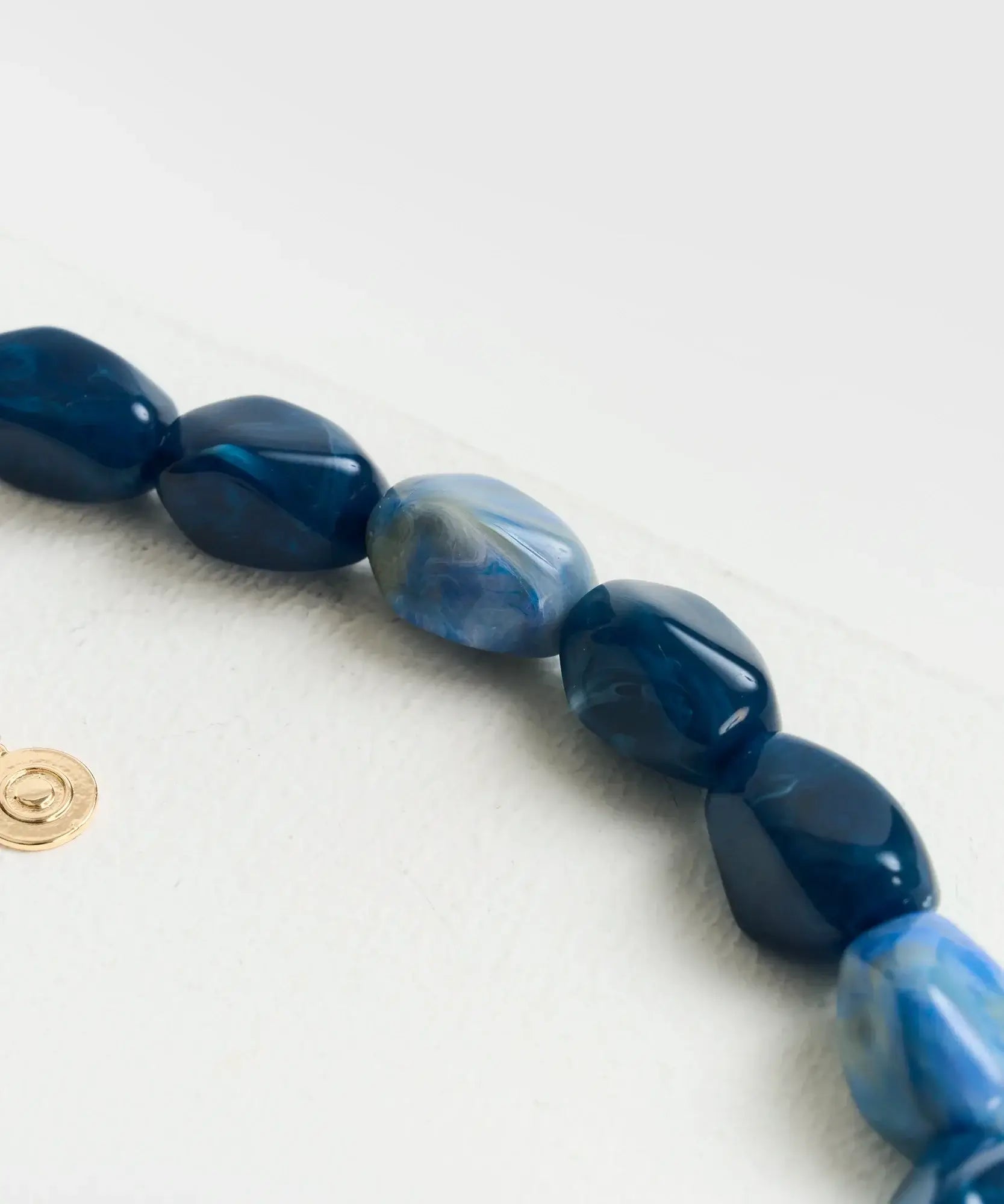 Collar Piedras Street