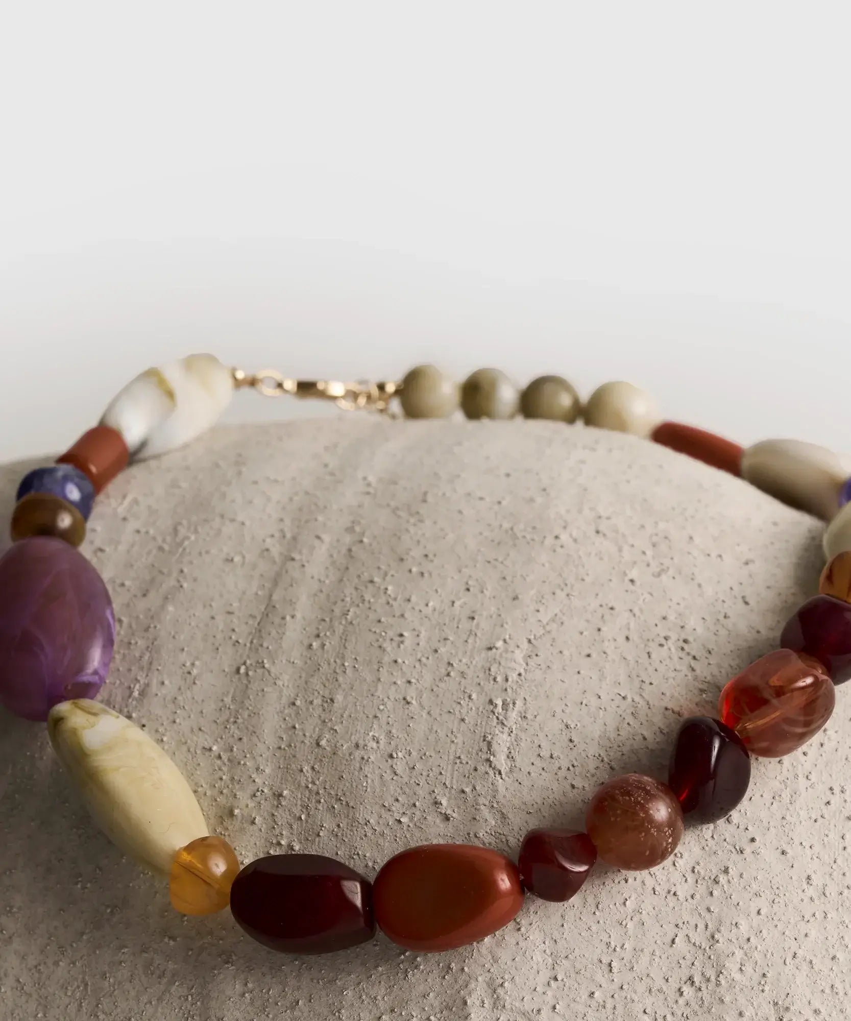 Collar Piedras Street