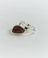 Set Anillos Piedra Boho de Lounge, conjunto de anillos de acero inoxidable con piedra y diseño en relieve.