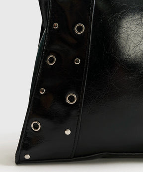 Cartera De Hombro Charol Eyelets