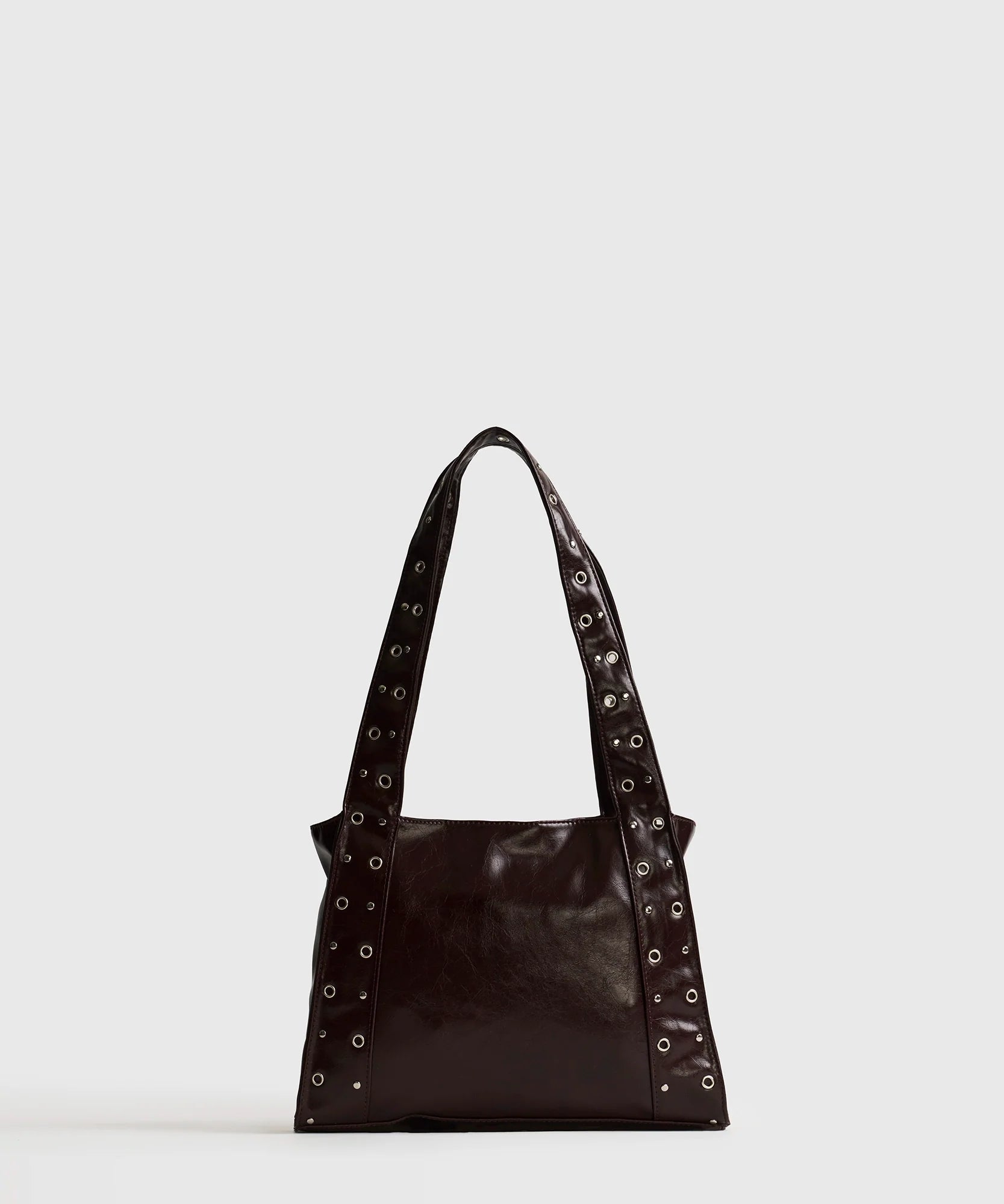 Cartera De Hombro Charol Eyelets