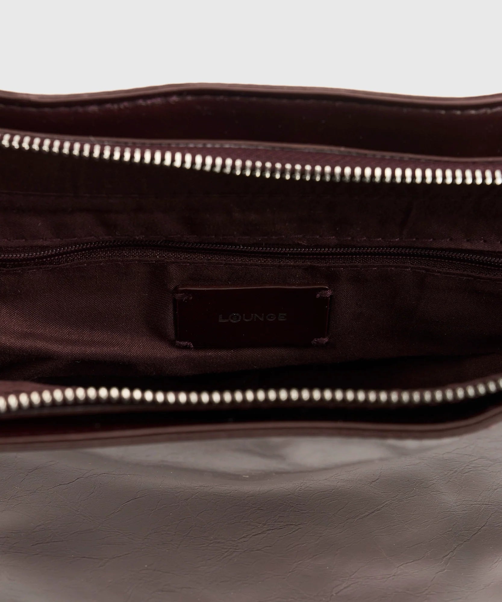 Cartera De Hombro Charol Eyelets