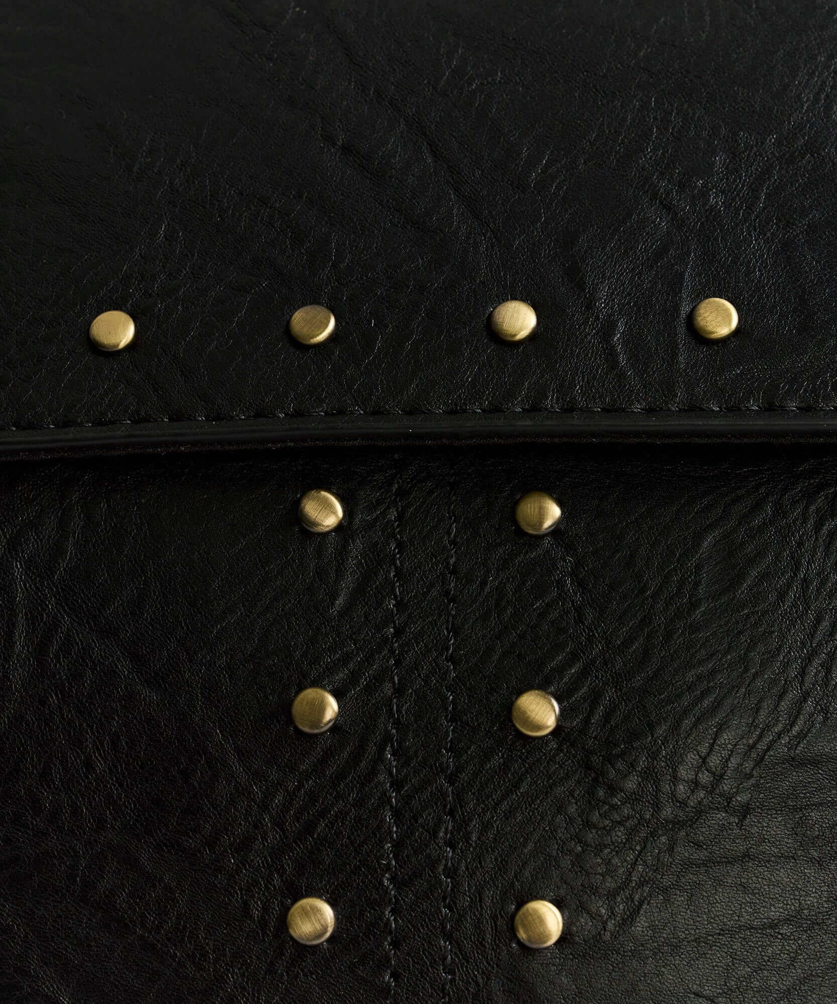 Mochila Notebook Tachas