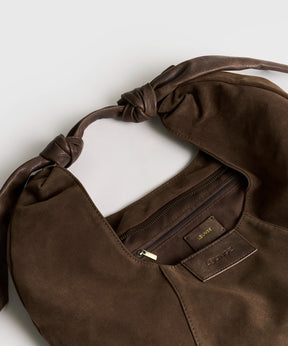 Cartera De Hombro Medialuna Nudo Suede Woman