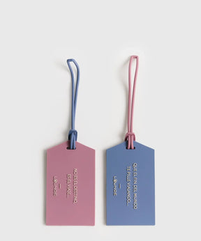 Set Etiquetas Para Maleta Travel Tag de Lounge, dos etiquetas de identificación para maletas.