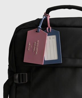 Set Etiquetas Para Maleta Travel Tag de Lounge, etiquetas de identificación en maleta con espacio para nombre, email y teléfono.